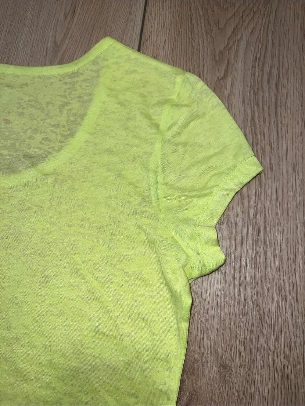 Vintage Jules & James Neon Yellow-Green Scoop Neck Short Sleeve Tee - Picture 11 of 12